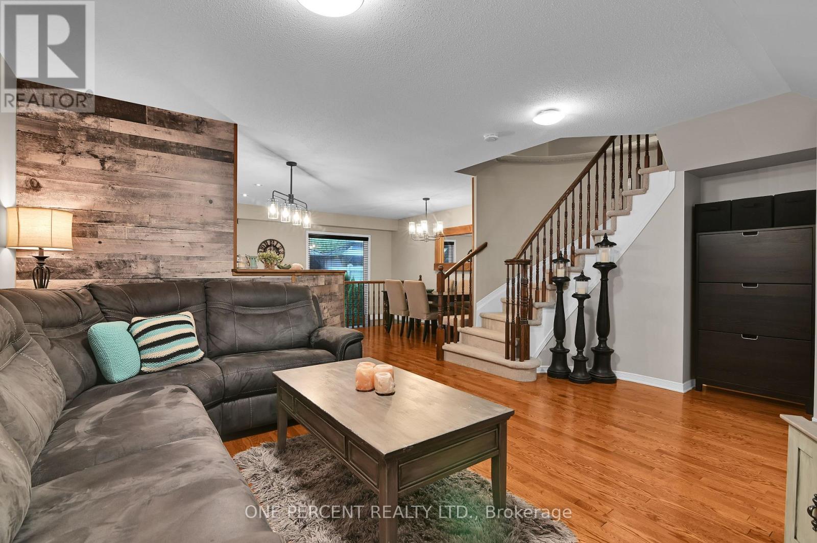 3 Bed, 3 Bath House for Sale in Ottawa – 2260 MONDAVI STREET, Ottawa – MLS# X13596398 - Image 8