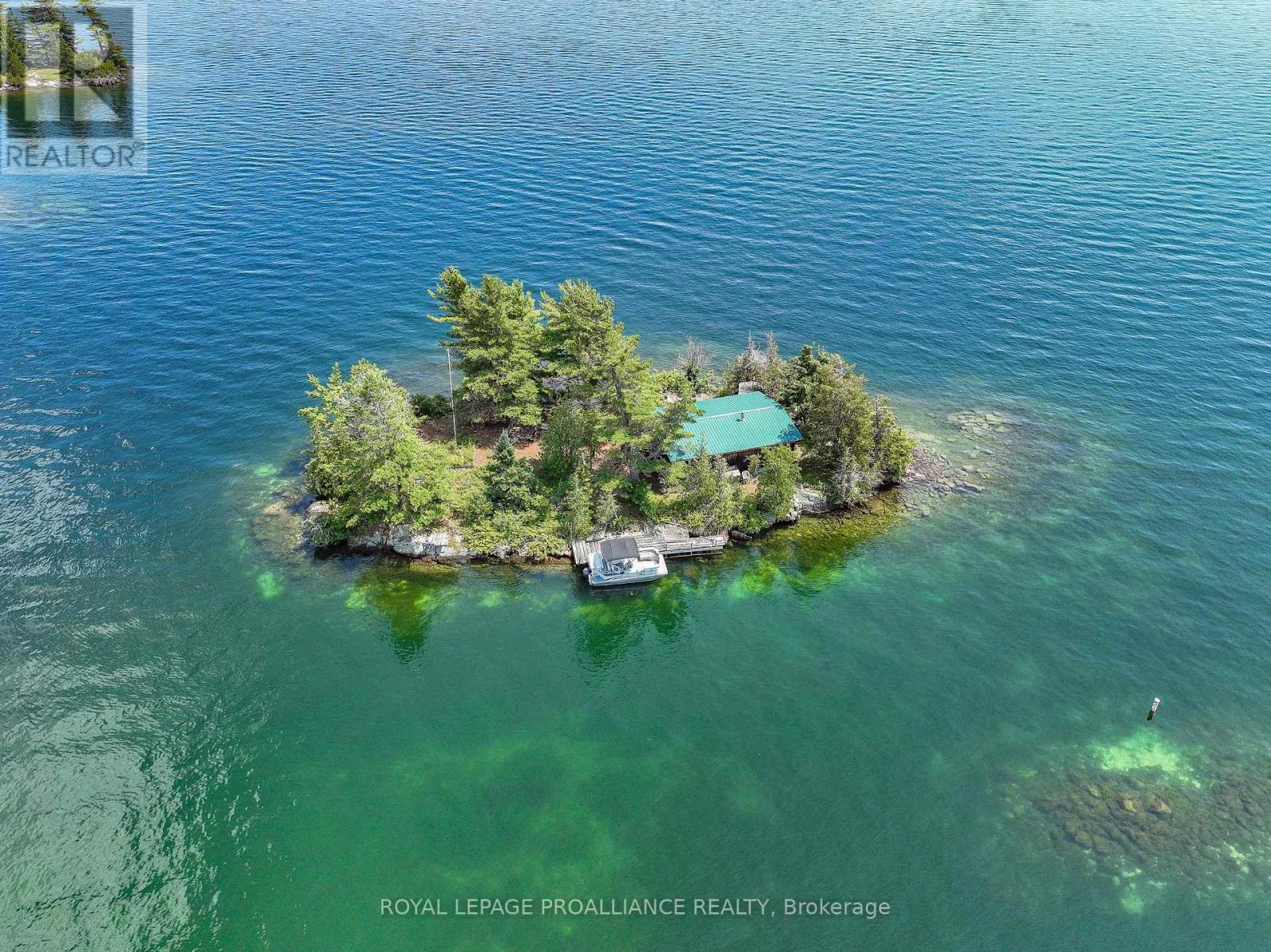 1 SPICE ISLAND - 23