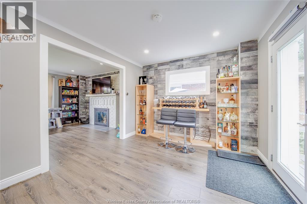 956 HOMEDALE BOULEVARD - 20
