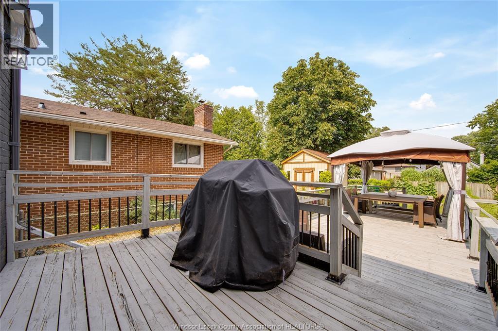 956 HOMEDALE BOULEVARD - 43