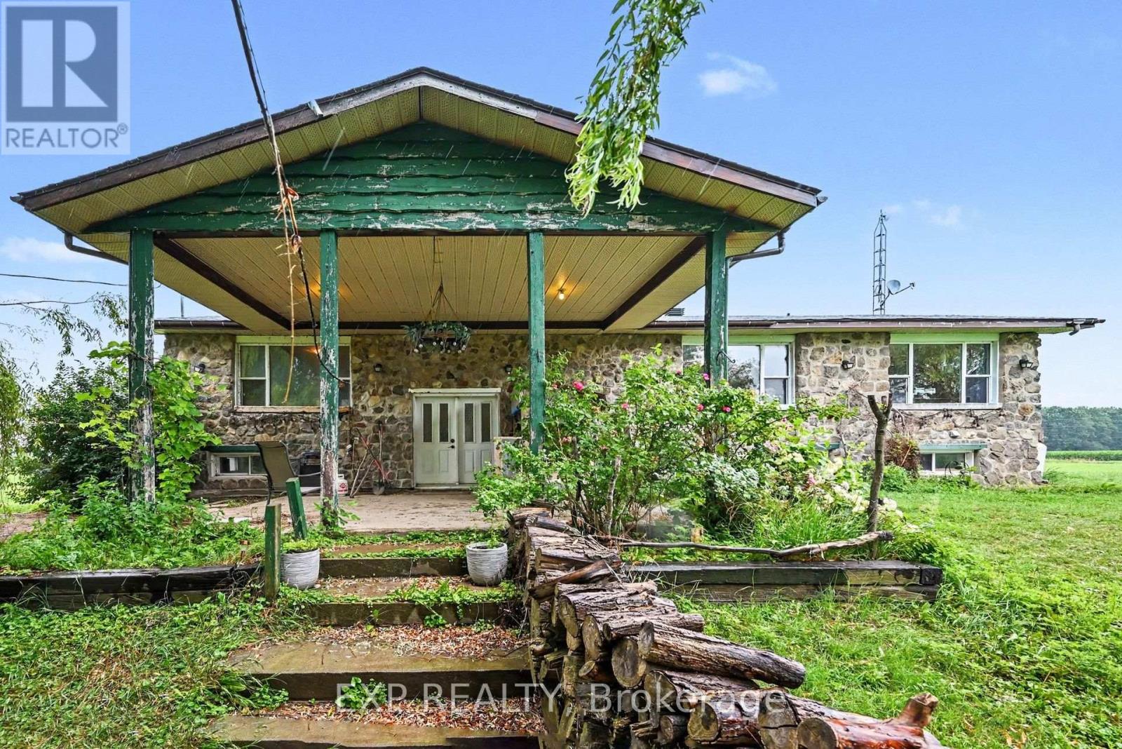 5233 3RD LINE ROAD - 1