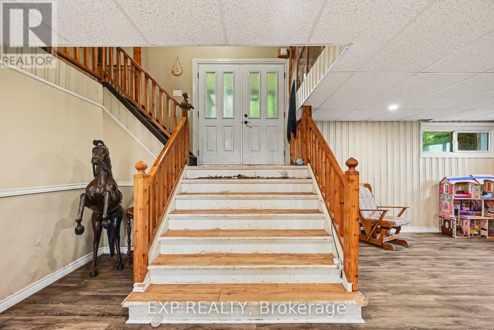 5233 3RD LINE ROAD - 17