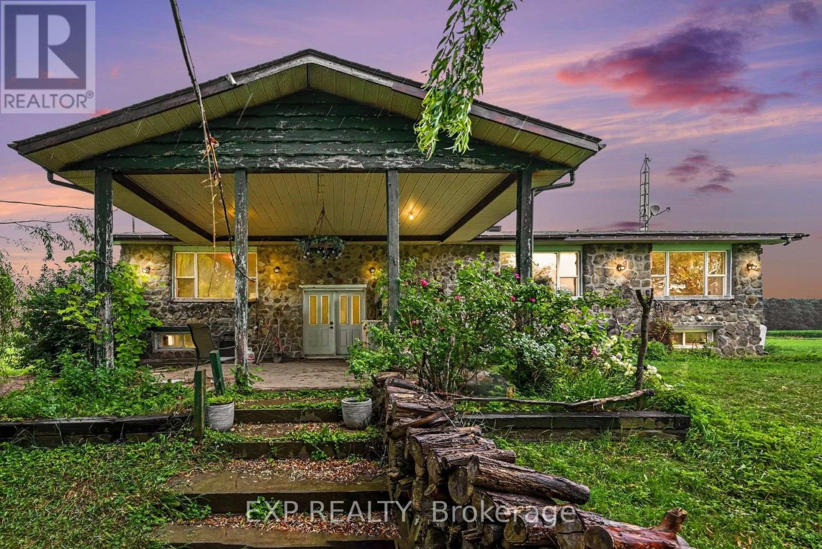 5233 3RD LINE ROAD - 26