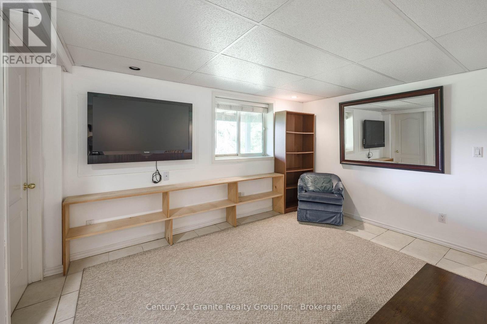 7177 GELERT ROAD - Image 26