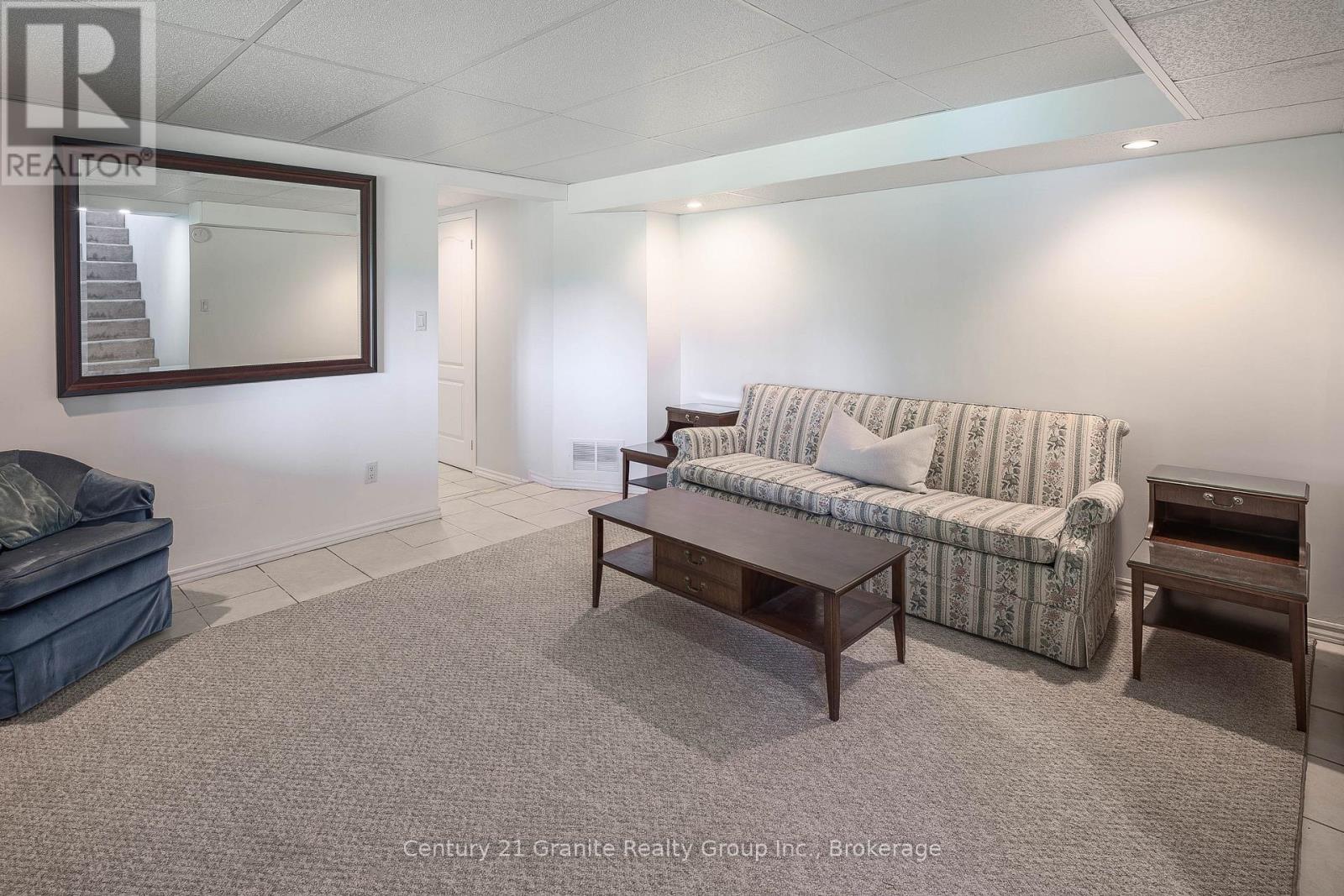 7177 GELERT ROAD - Image 31