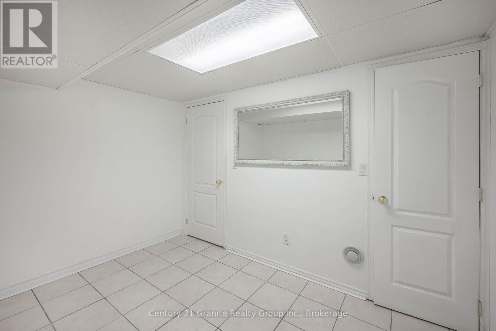 7177 GELERT ROAD - Image 33