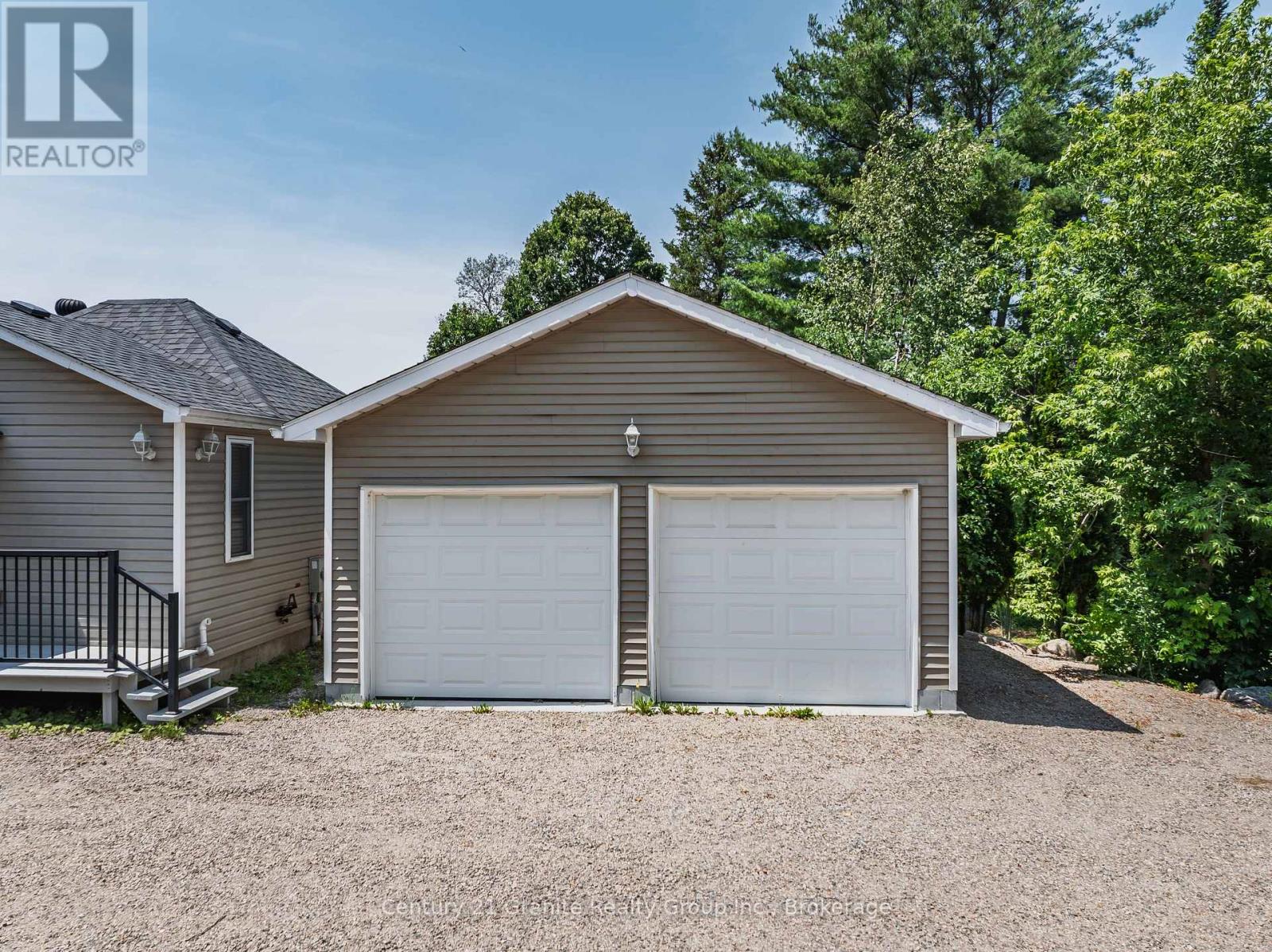 7177 GELERT ROAD - Image 47