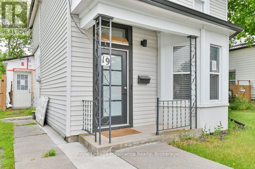 19 BETTES STREET - 4