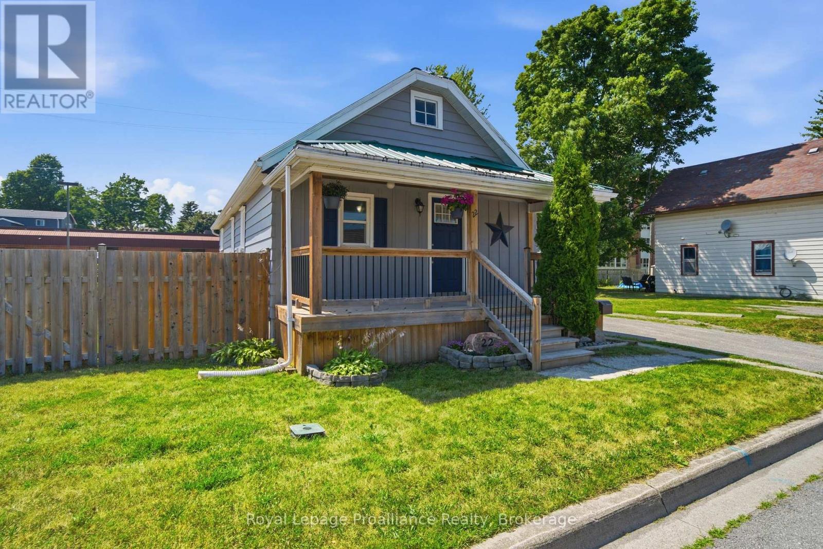 22 FLINDALL STREET - 2