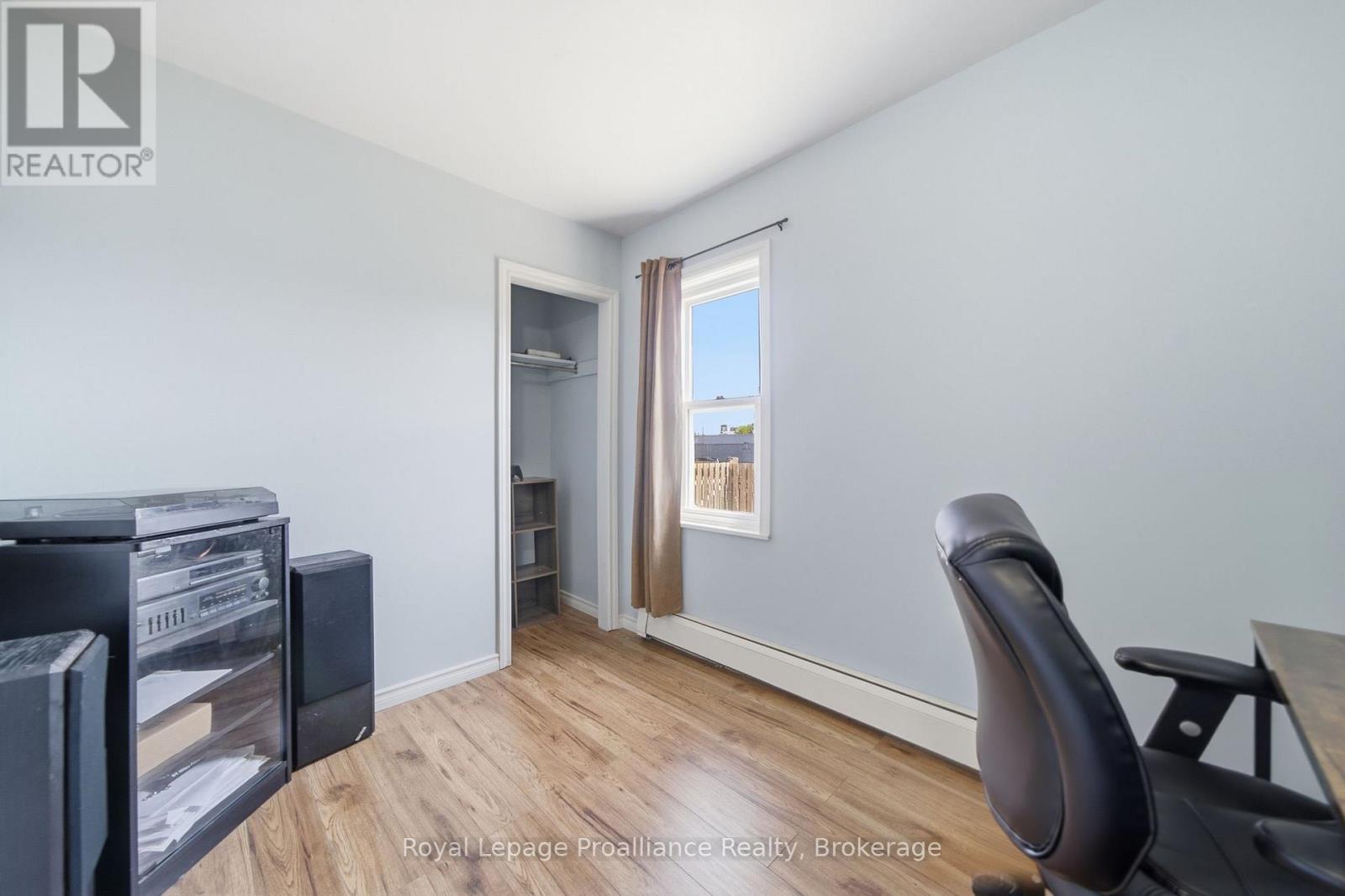 22 FLINDALL STREET - 24