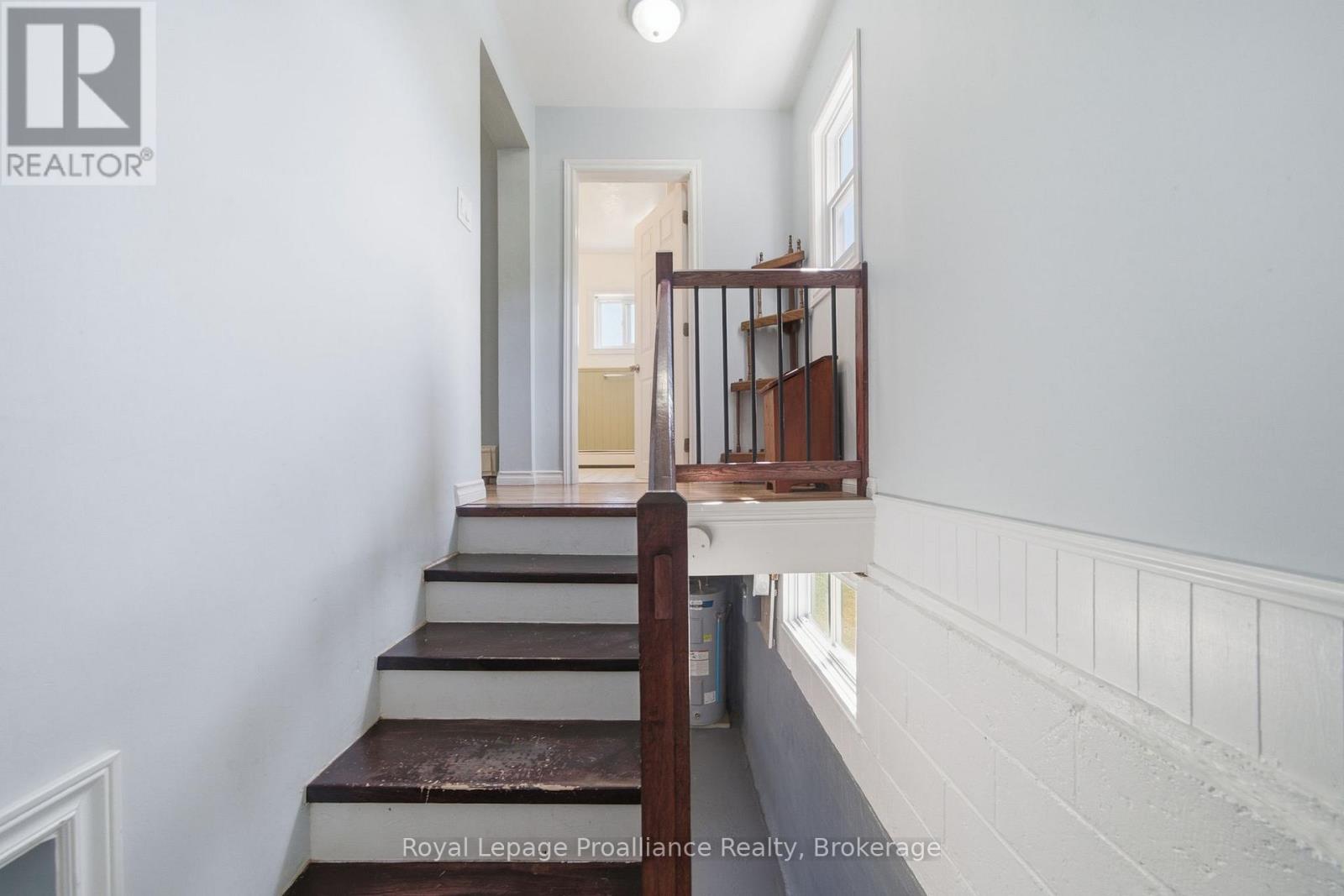 22 FLINDALL STREET - 30