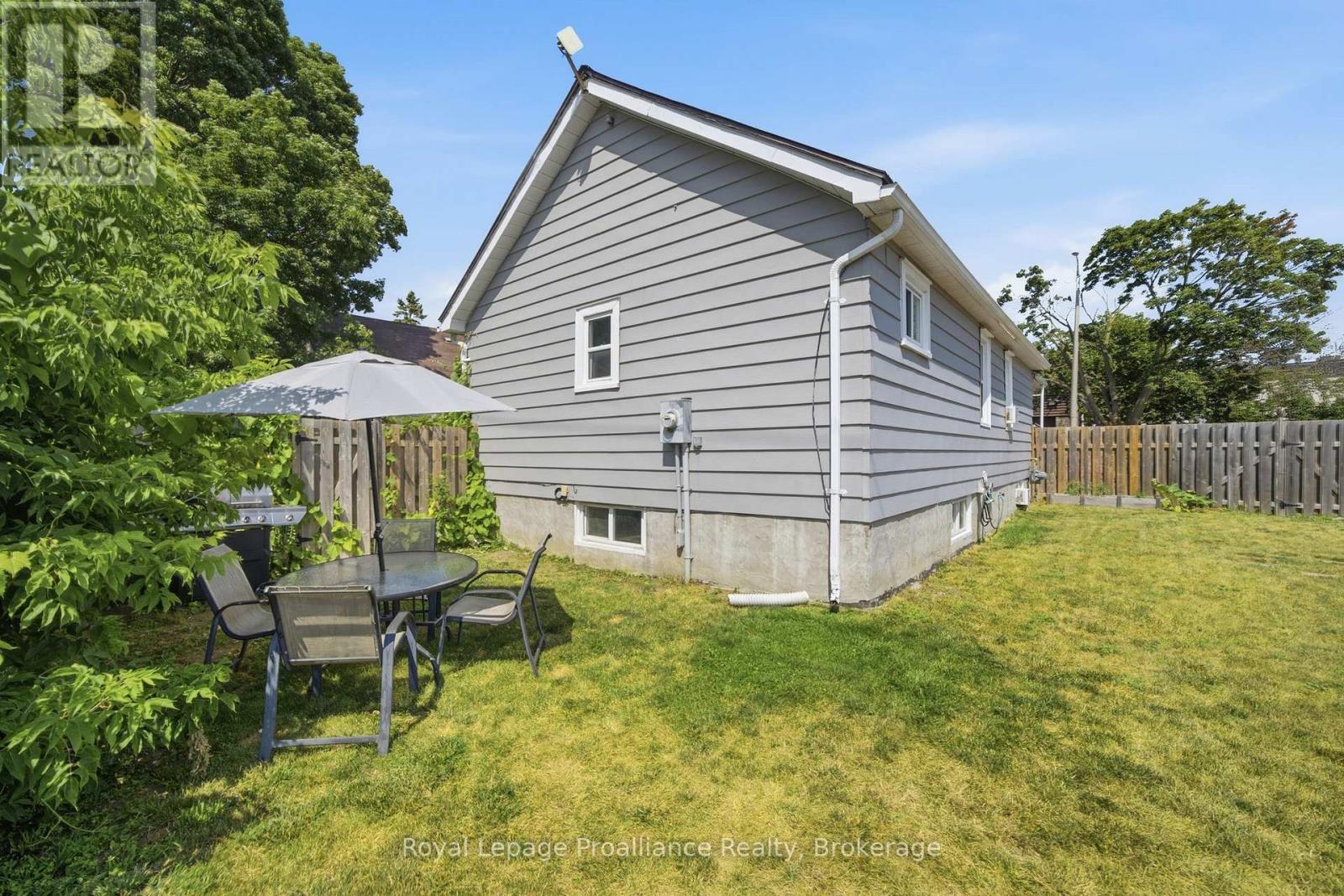 22 FLINDALL STREET - 45