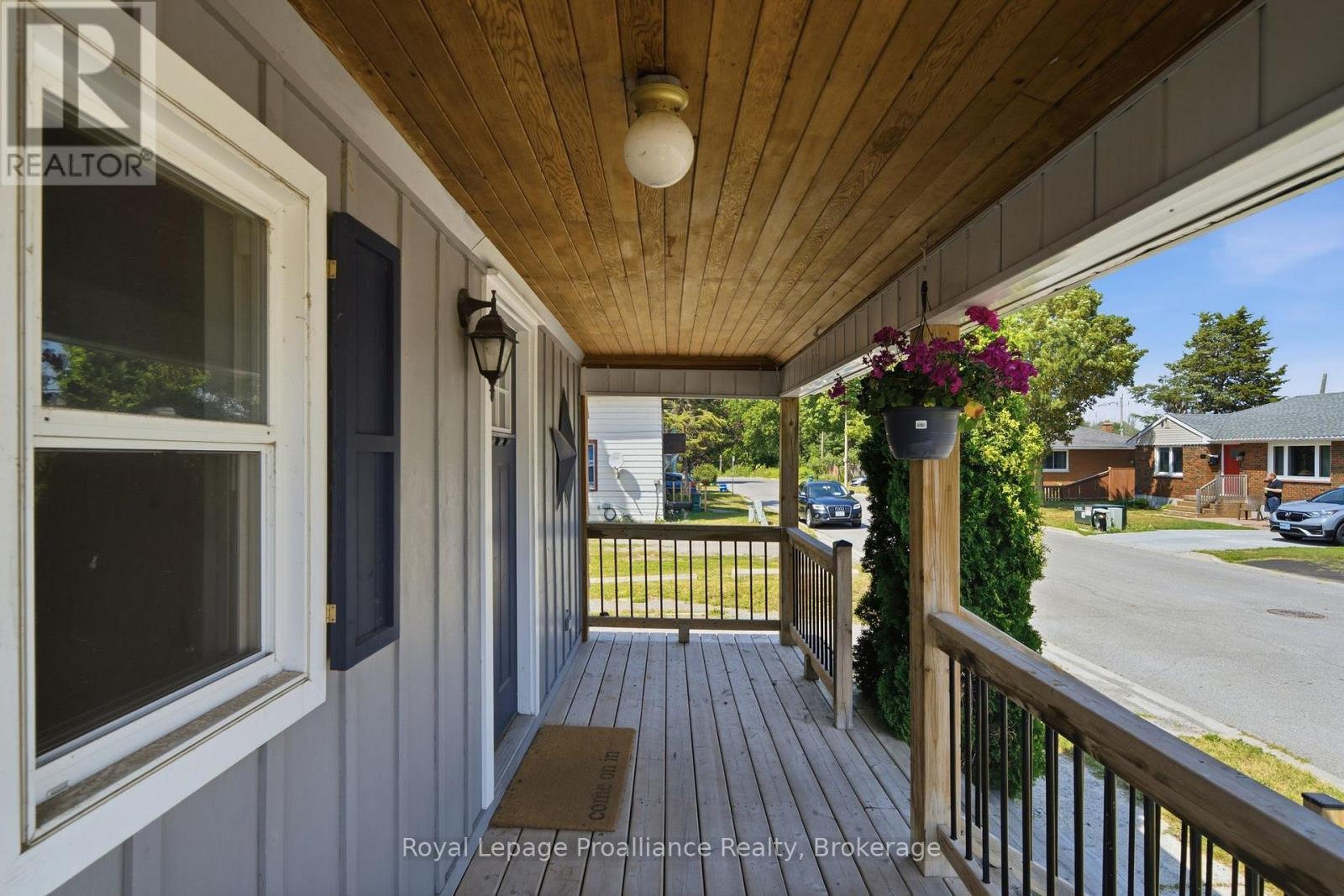 22 FLINDALL STREET - 9