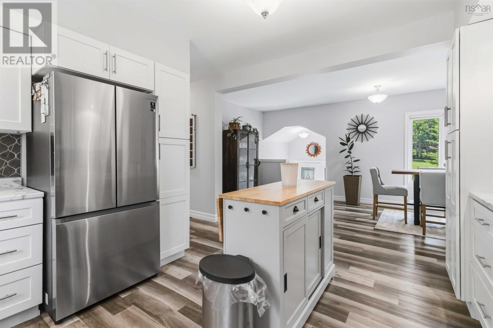 Property 15 of 51 of 1549 East Dalhousie Road