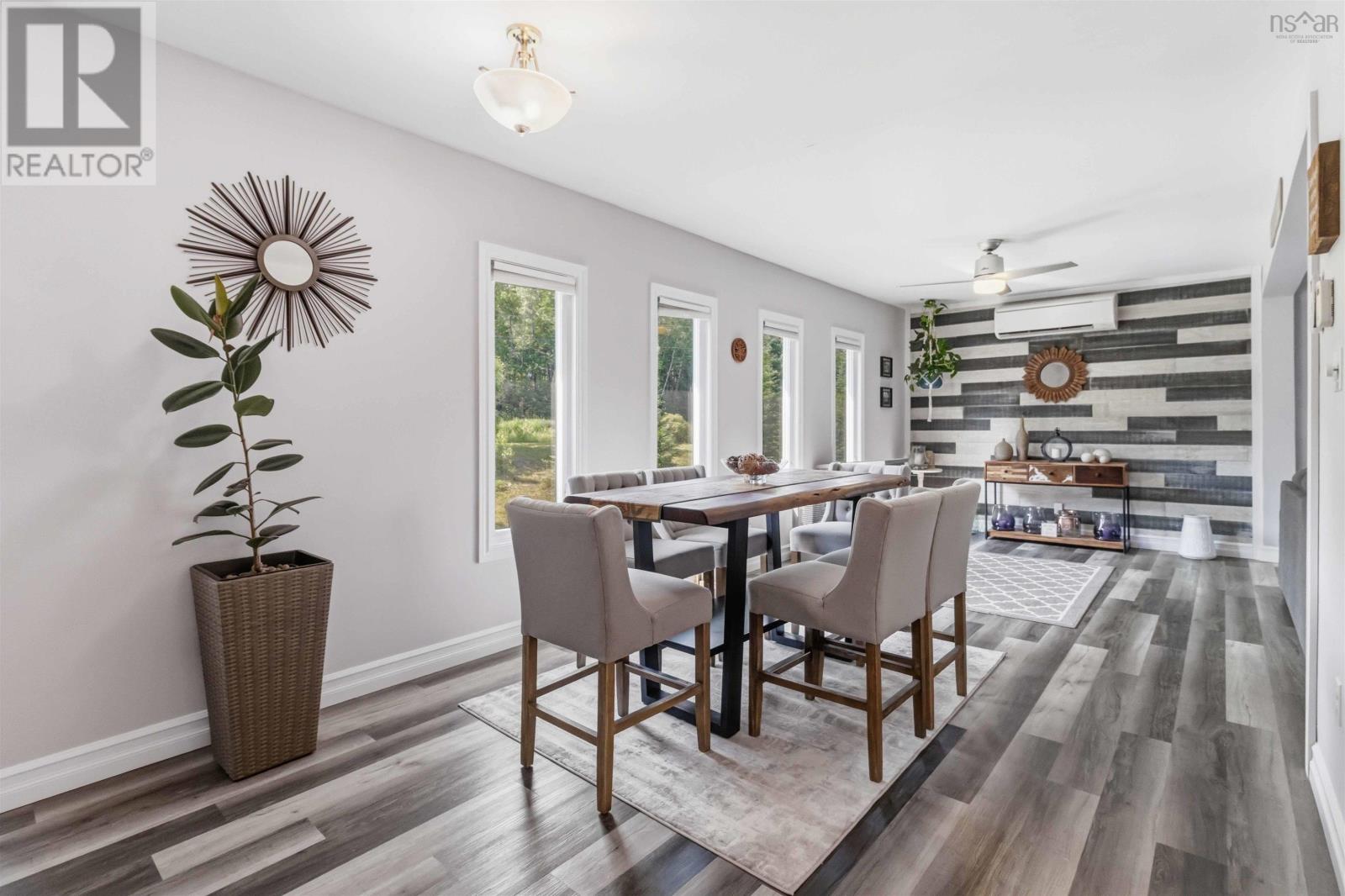 Property 12 of 51 of 1549 East Dalhousie Road