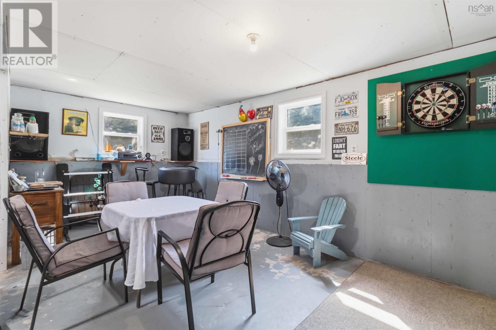 Property 23 of 51 of 1549 East Dalhousie Road