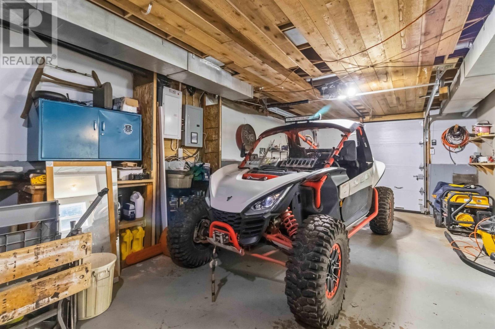 Property 32 of 51 of 1549 East Dalhousie Road