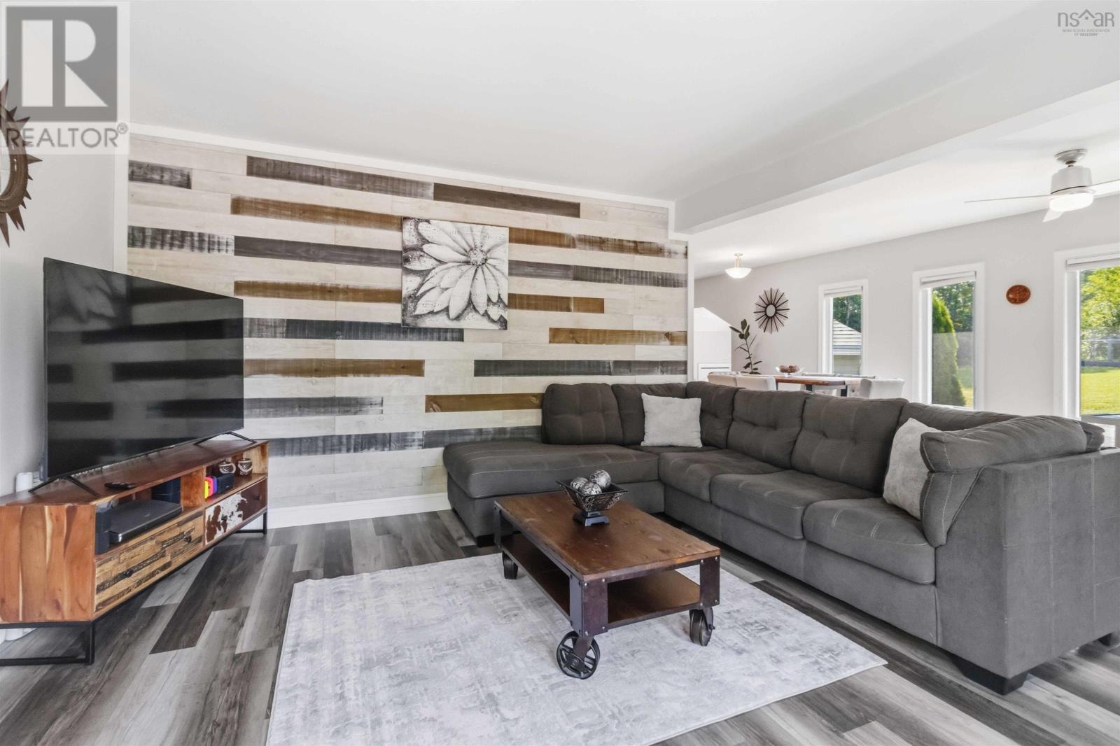 Property 7 of 51 of 1549 East Dalhousie Road
