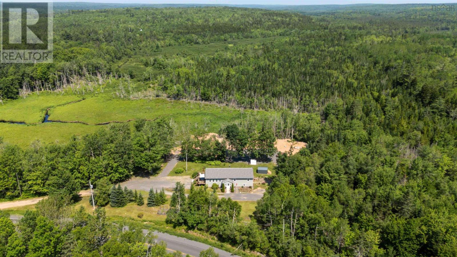 Property 45 of 51 of 1549 East Dalhousie Road
