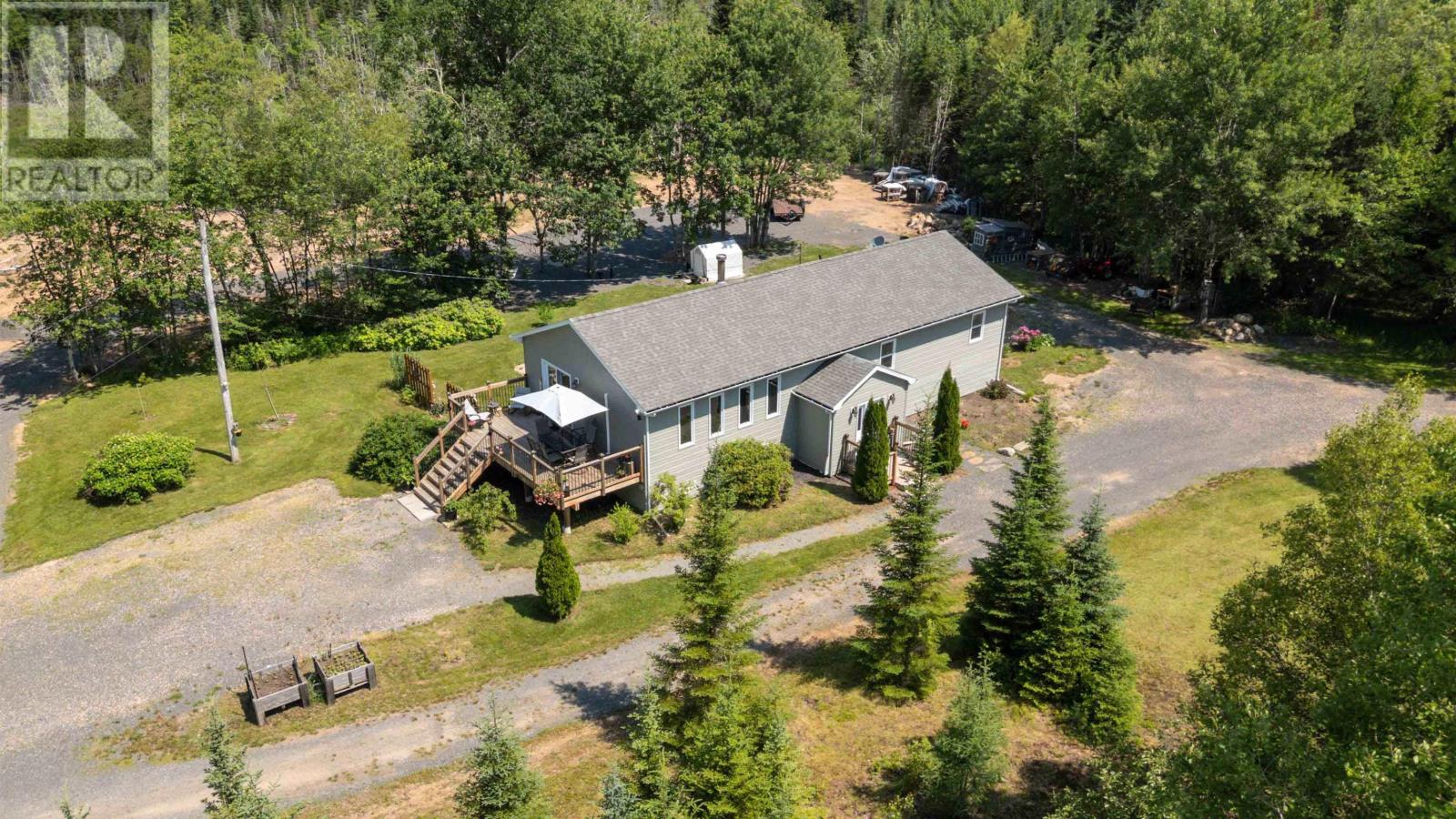 Property 40 of 51 of 1549 East Dalhousie Road