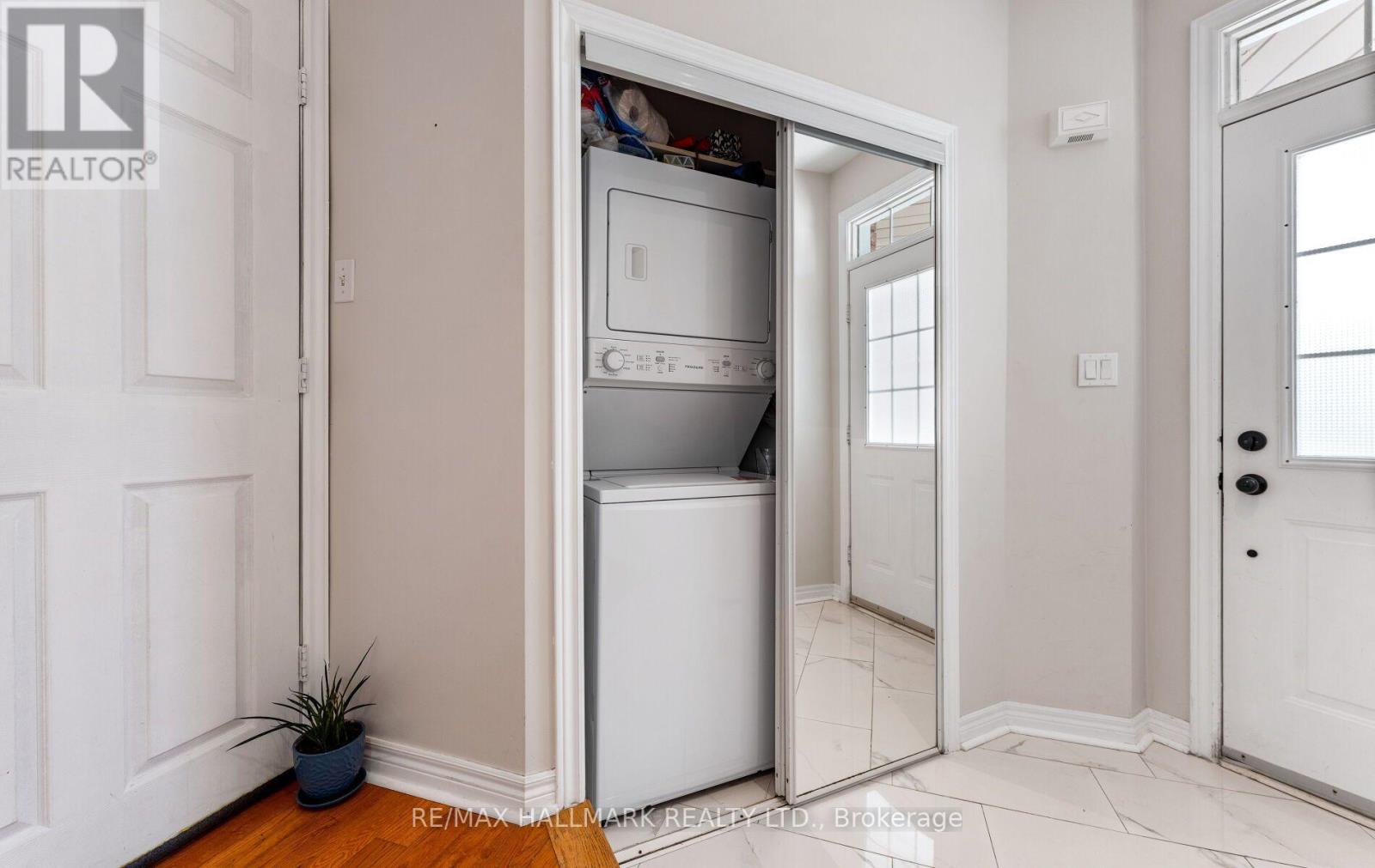 17 RUSHINGBROOK DRIVE - 25