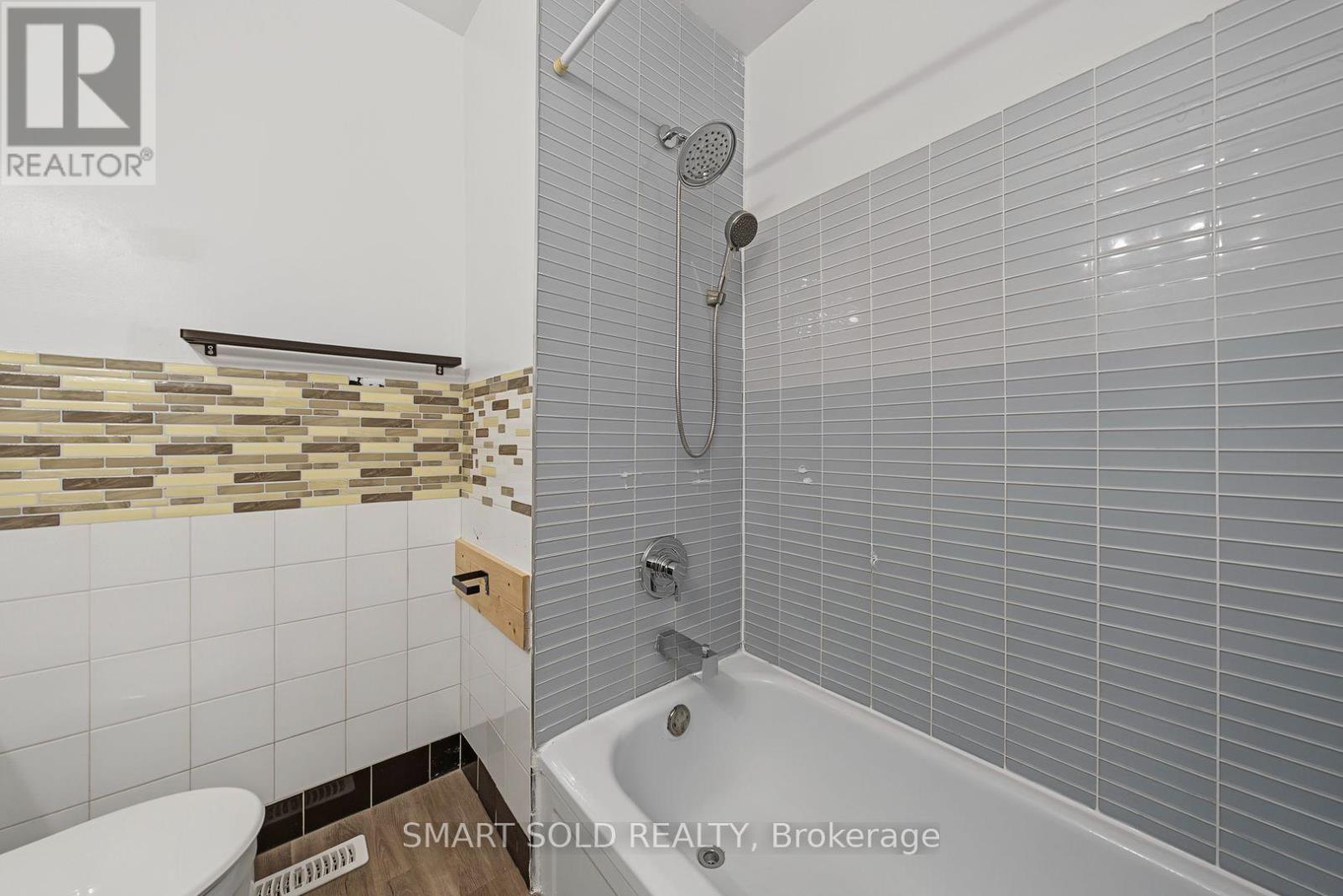 1 CAMEO CRESCENT - 26