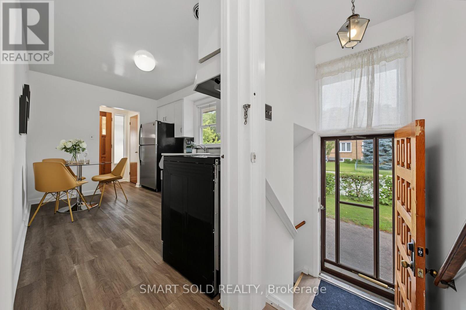 1 CAMEO CRESCENT - 27