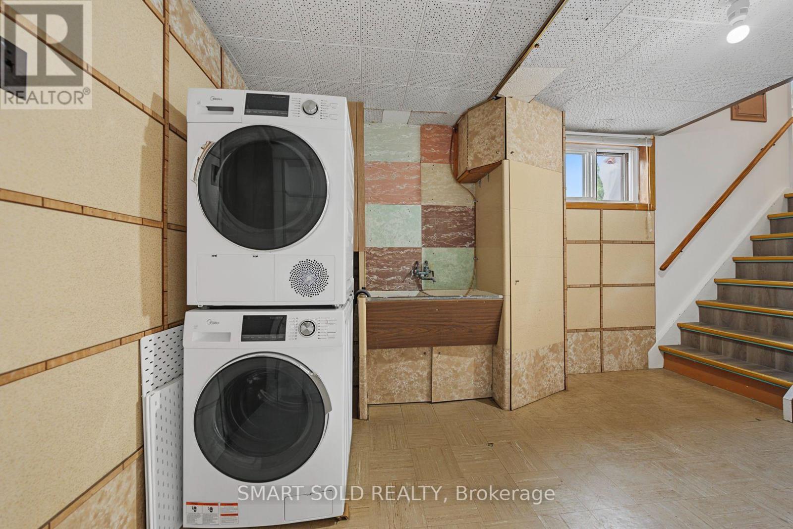 1 CAMEO CRESCENT - 36