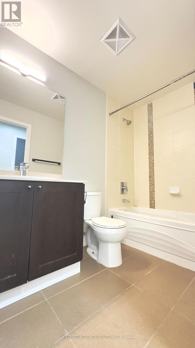 #4106 4070 CONFEDERATION PARKWAY - 17