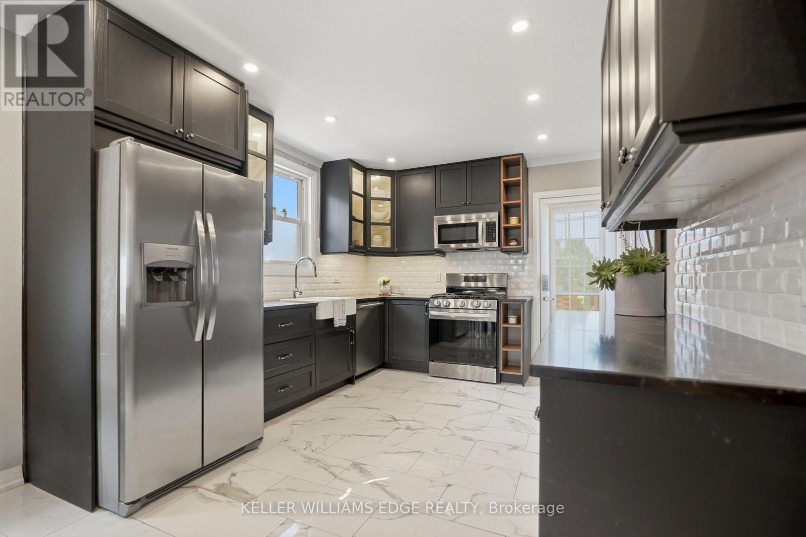 127 TRAGINA AVENUE S - 11