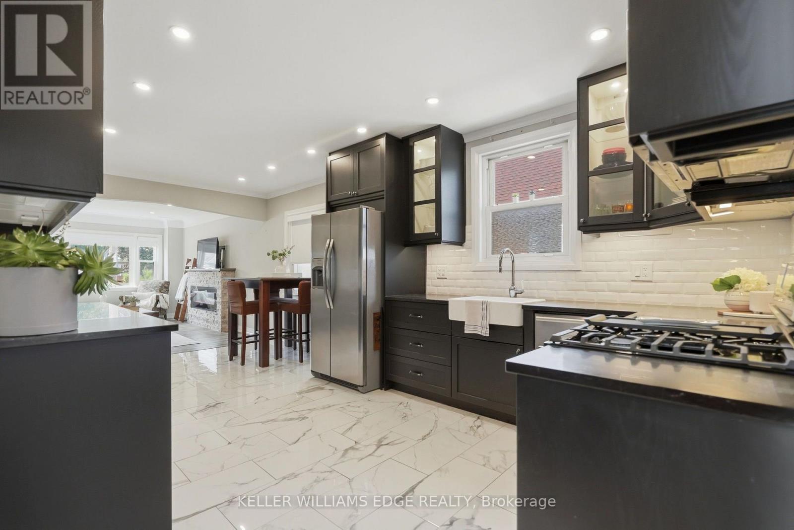 127 TRAGINA AVENUE S - 13