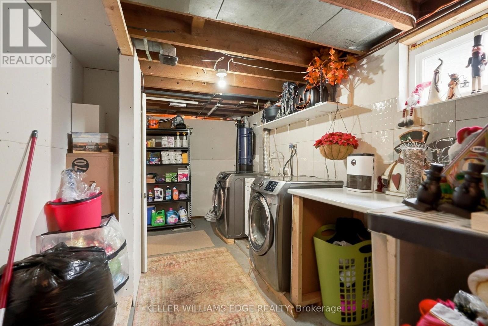 127 TRAGINA AVENUE S - 28