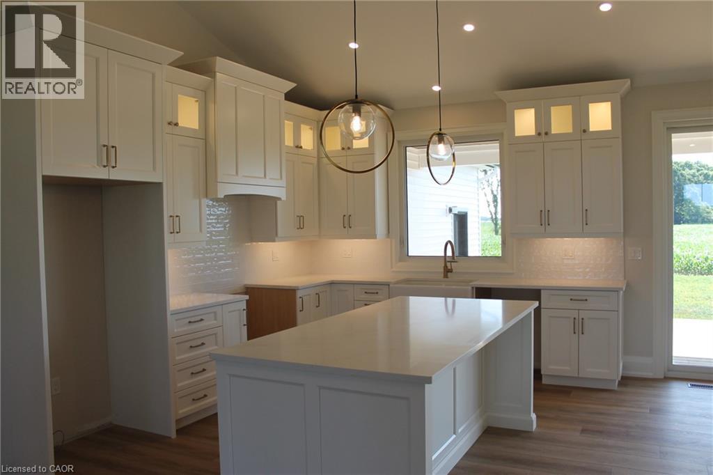 348 HART Road - 6