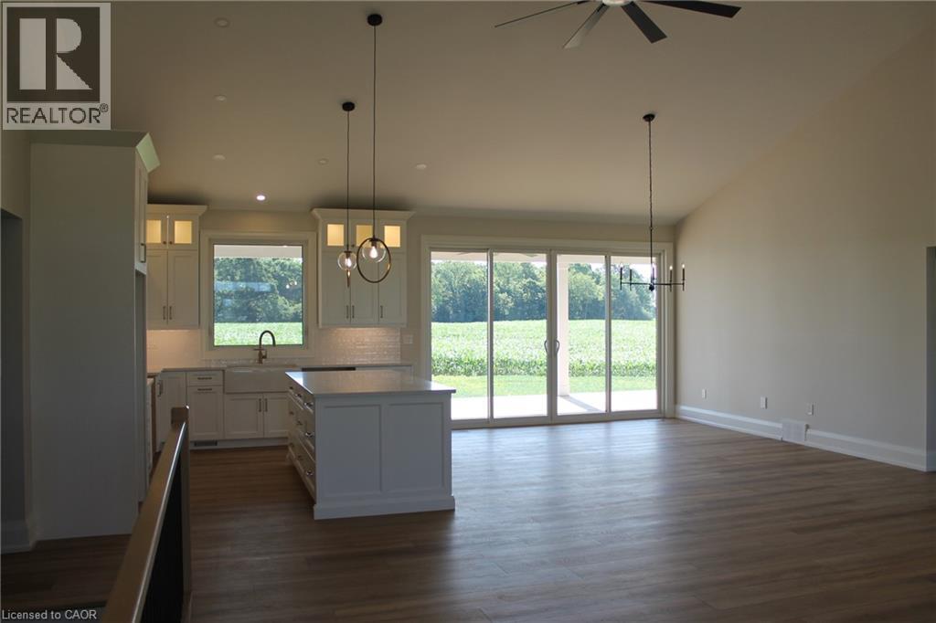 348 HART Road - 7