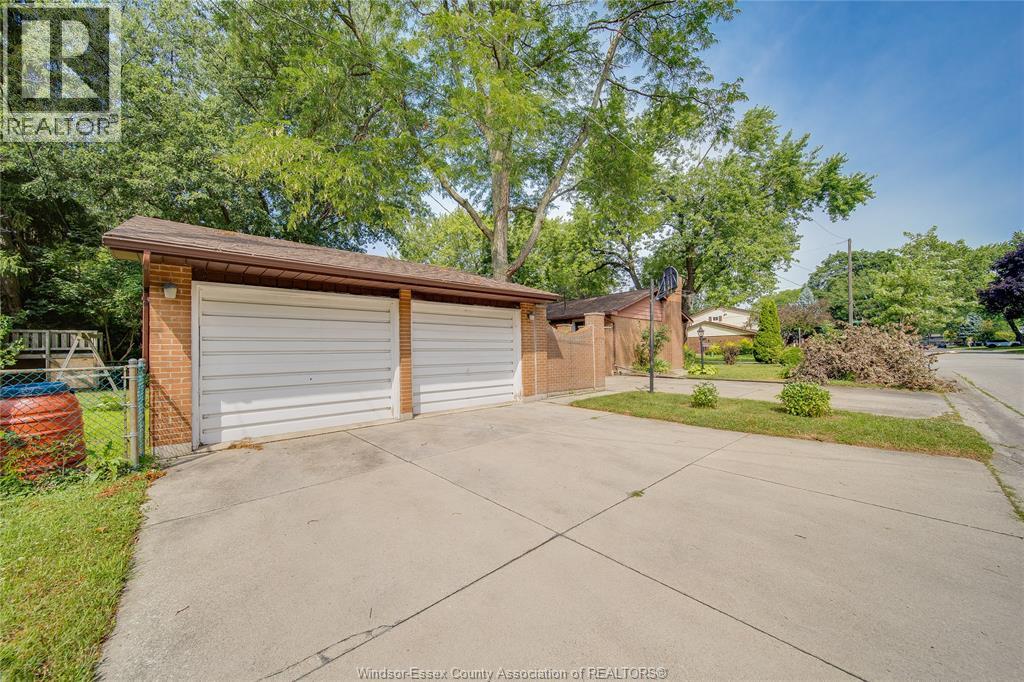 2979 ORION CRESCENT - 29