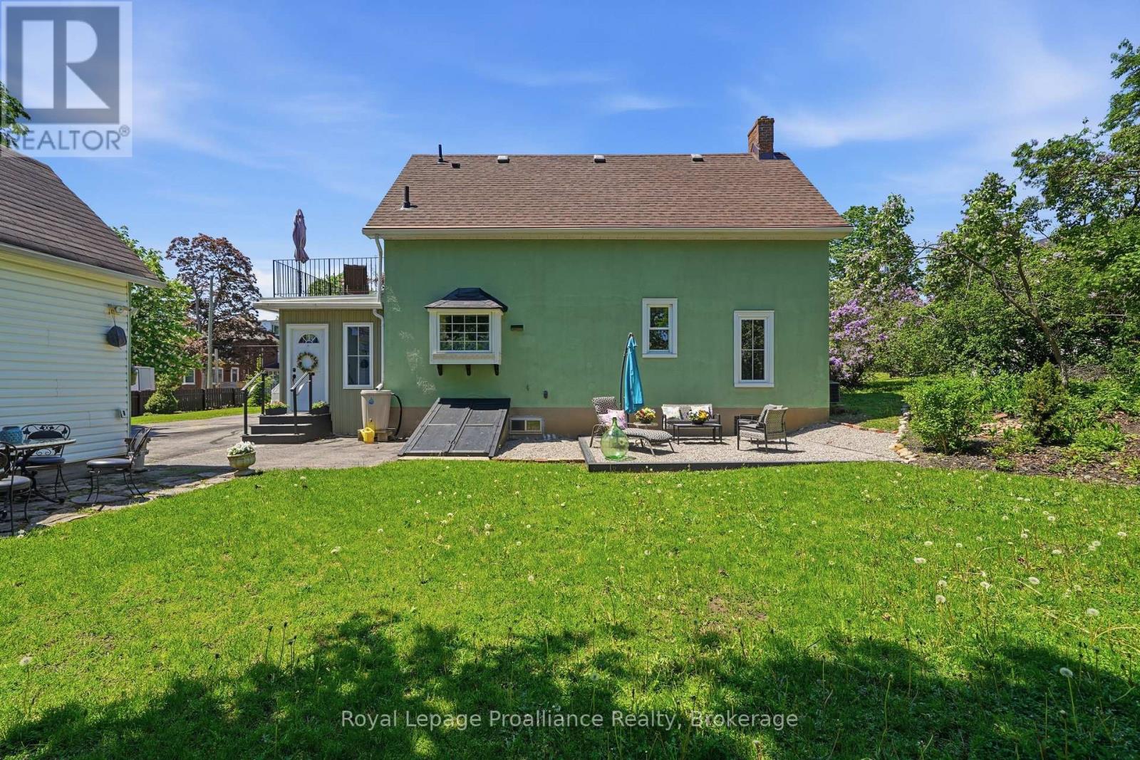 195 MACLELLAN AVENUE - 46