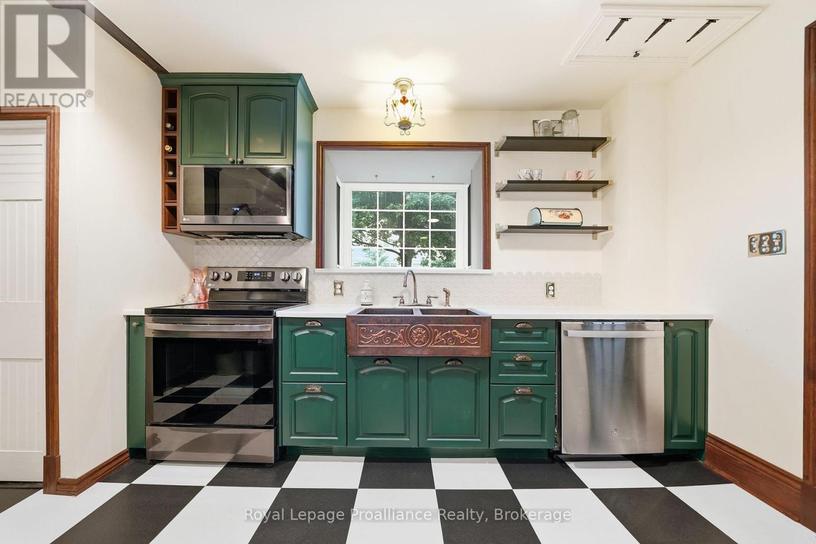 195 MACLELLAN AVENUE - Image 6