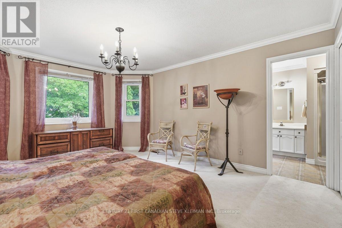 39 MARTINET AVENUE - Image 23