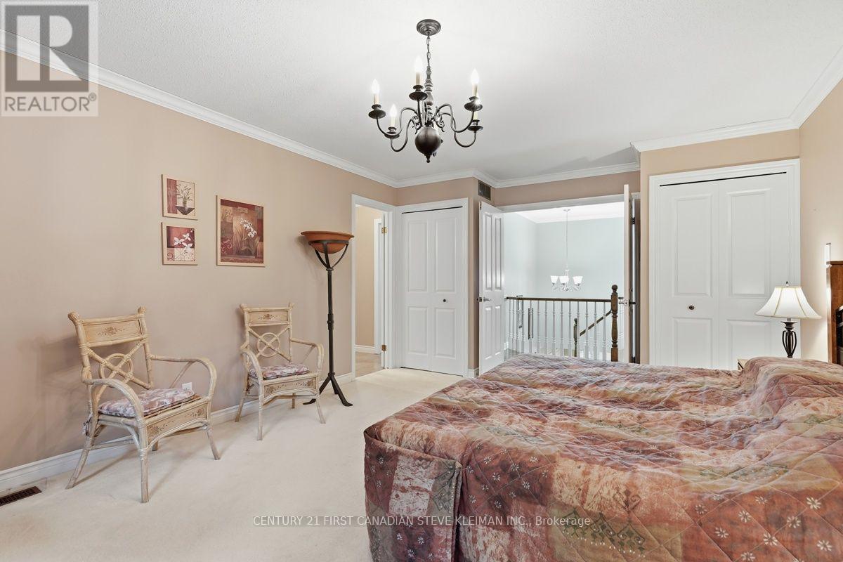39 MARTINET AVENUE - Image 24