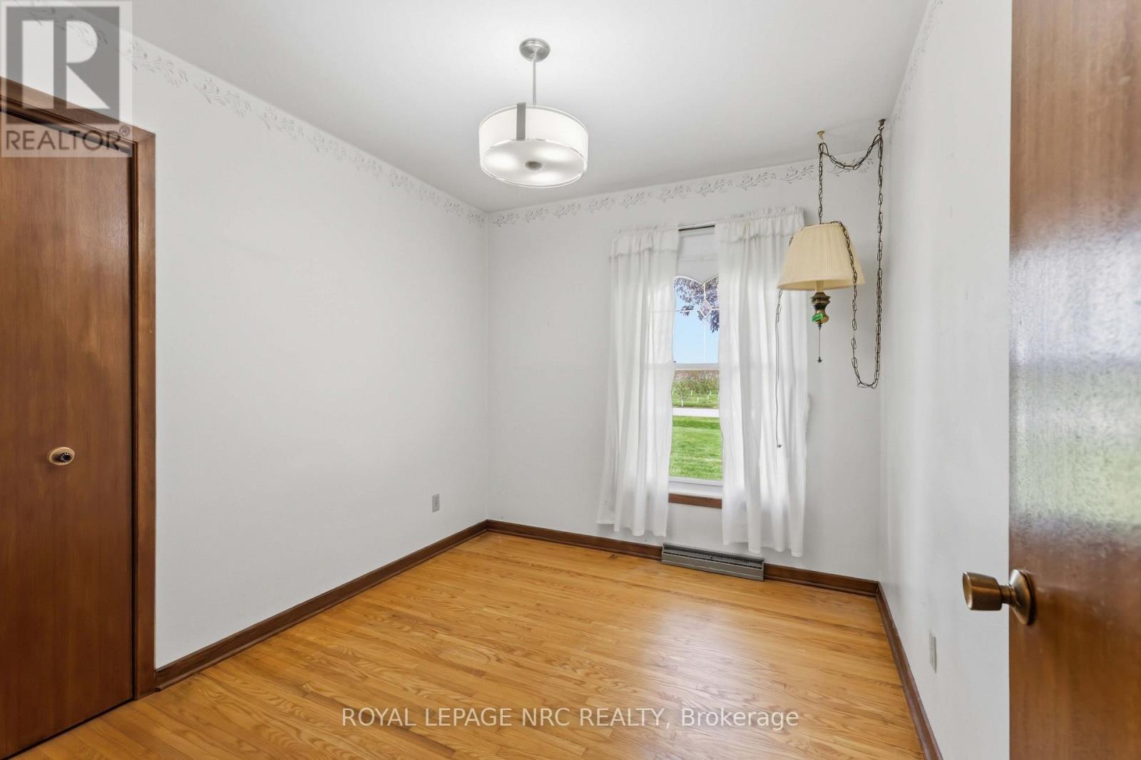 4271 13TH STREET - 23