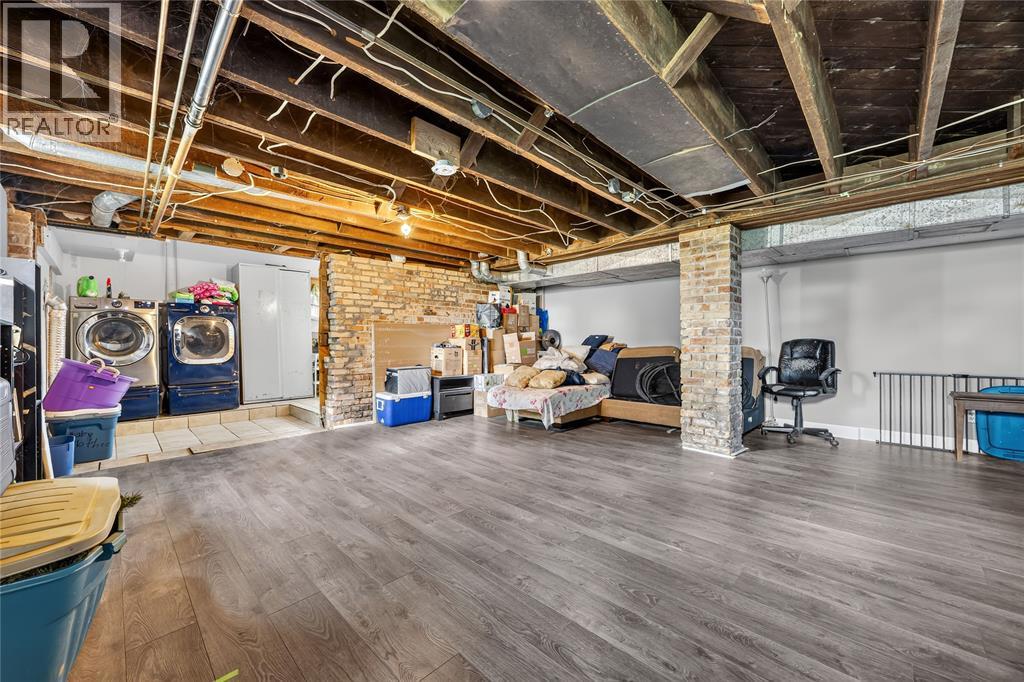 4490 CHURCHILL LINE - 22