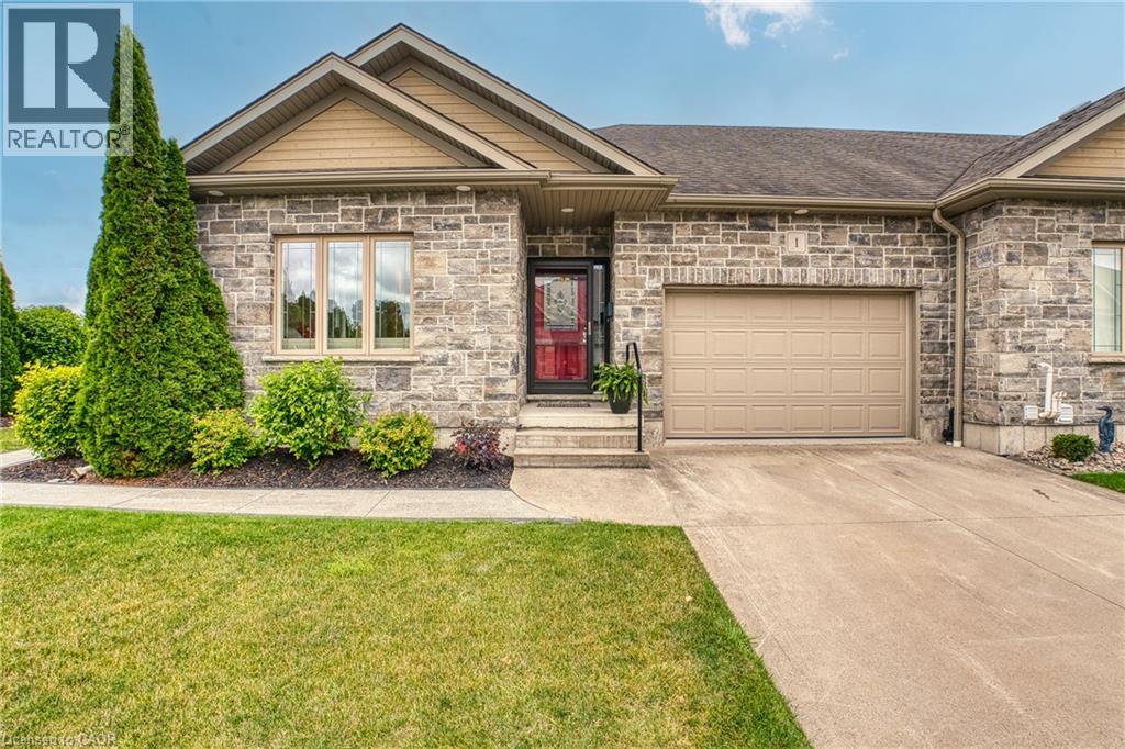 #1 855 WALLACE Avenue S - 1