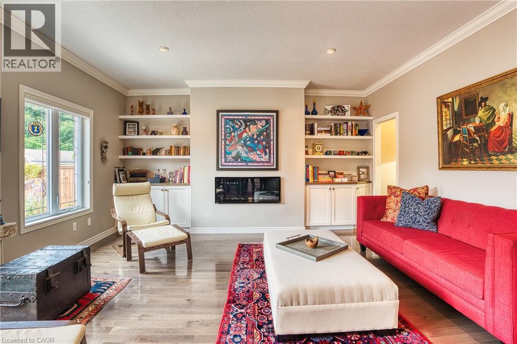 #1 855 WALLACE Avenue S - 13