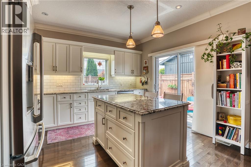 #1 855 WALLACE Avenue S - 17