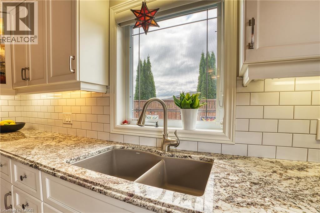 #1 855 WALLACE Avenue S - 19