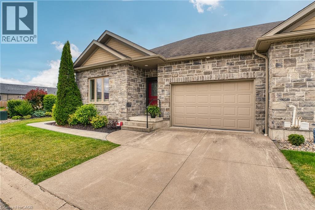 #1 855 WALLACE Avenue S - 2