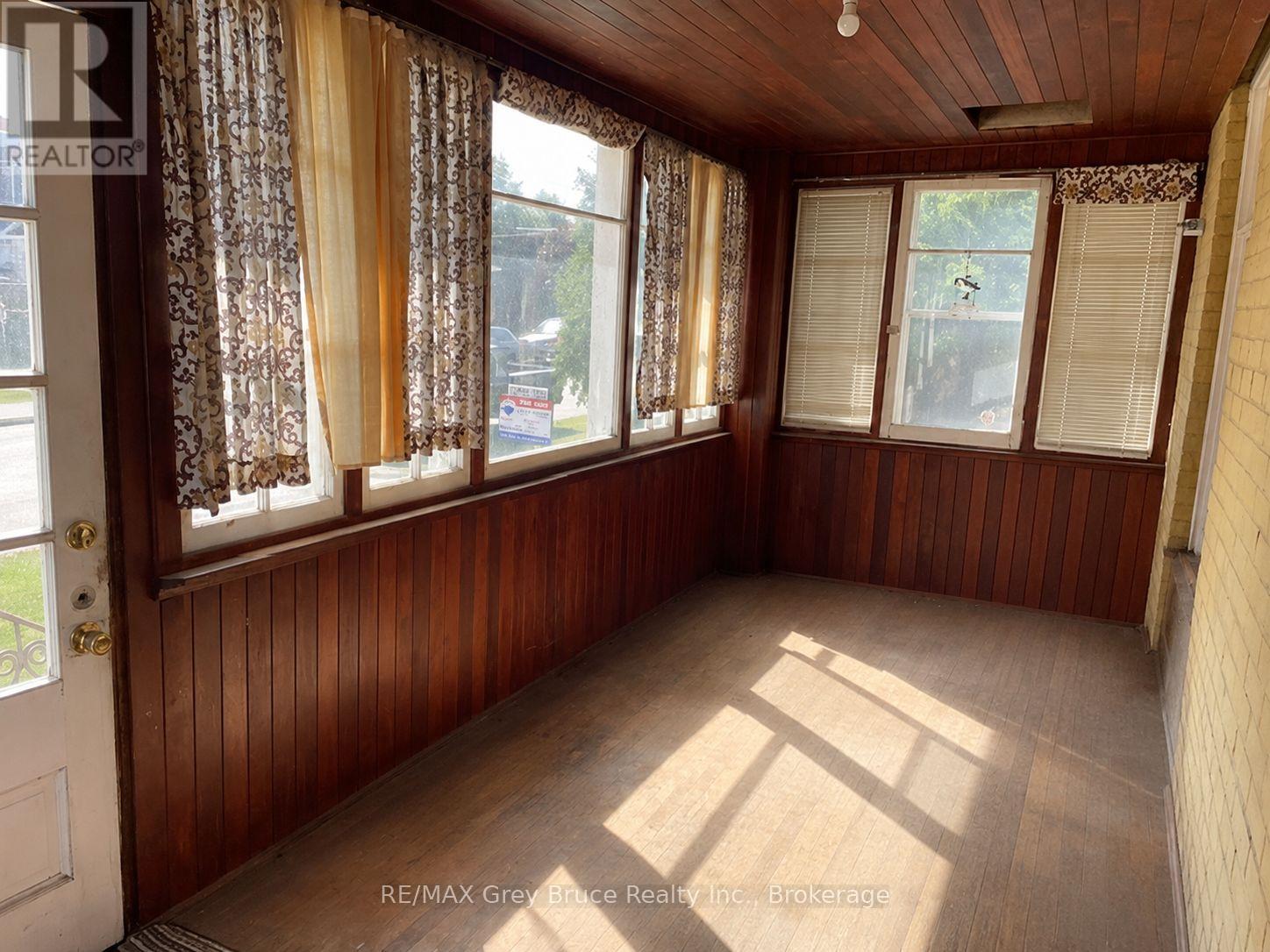 1348 5TH AVENUE W - 4