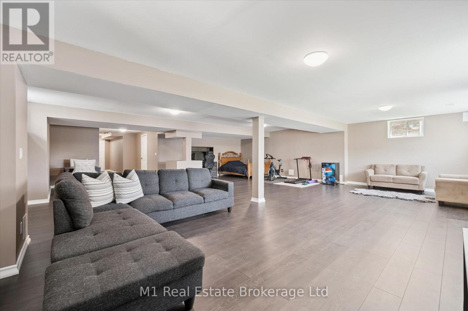 135 FARLEY ROAD - 20