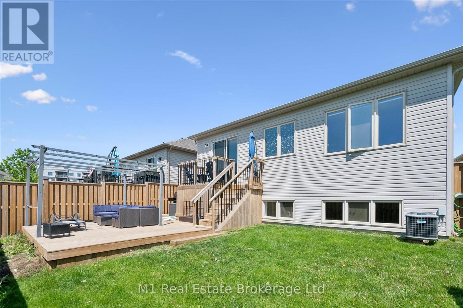 135 FARLEY ROAD - 22