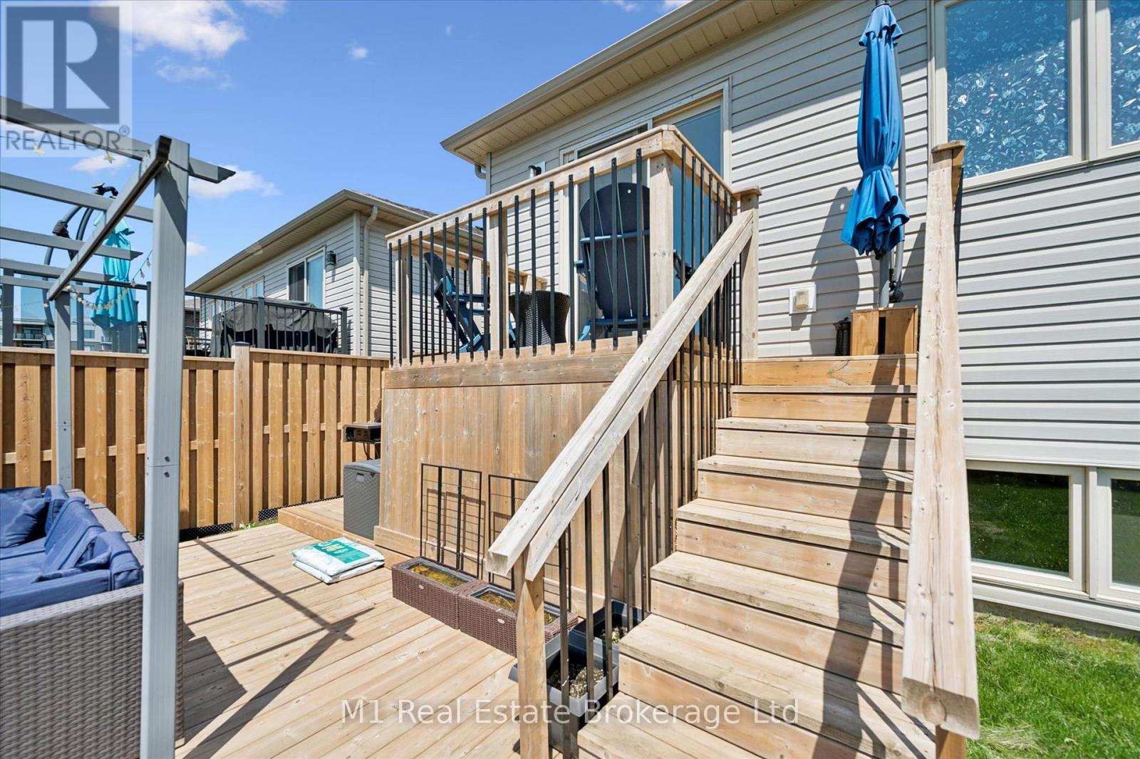 135 FARLEY ROAD - 24